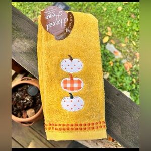Adorable Cotton Set Of 2 Plaid & Polkadot Pumpkin Hand Towels